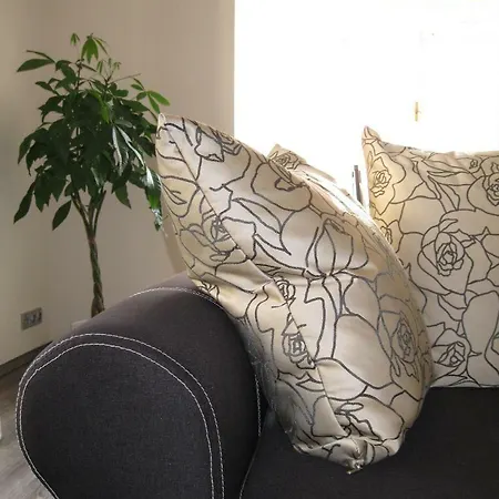 Serena Apartment *